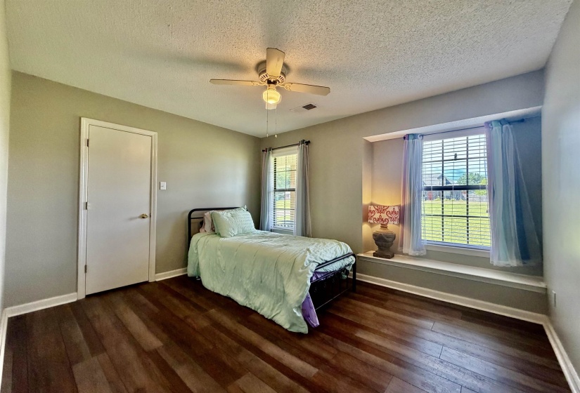 515 MEBANE RD, Oakland, Tennessee 38060, 3 Bedrooms Bedrooms, 6 Rooms Rooms,2 BathroomsBathrooms,Residential,For Sale,MEBANE,10221701