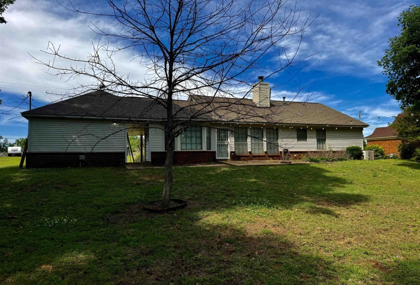 515 MEBANE RD, Oakland, Tennessee 38060, 3 Bedrooms Bedrooms, 6 Rooms Rooms,2 BathroomsBathrooms,Residential,For Sale,MEBANE,10221701