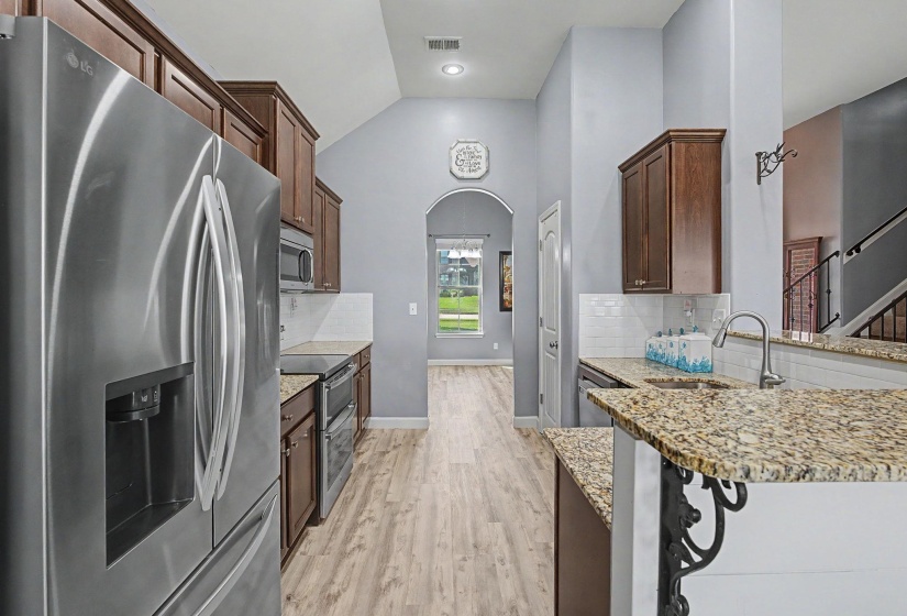 160 OAK HOLLOW DR, Oakland, Tennessee 38060, 4 Bedrooms Bedrooms, 7 Rooms Rooms,3 BathroomsBathrooms,Residential,For Sale,OAK HOLLOW,10221702