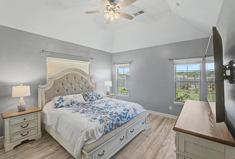 160 OAK HOLLOW DR, Oakland, Tennessee 38060, 4 Bedrooms Bedrooms, 7 Rooms Rooms,3 BathroomsBathrooms,Residential,For Sale,OAK HOLLOW,10221702