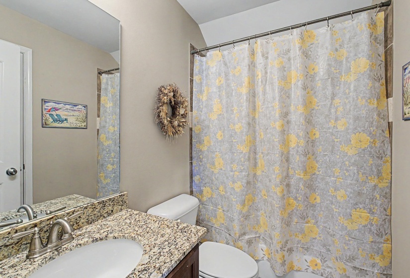 160 OAK HOLLOW DR, Oakland, Tennessee 38060, 4 Bedrooms Bedrooms, 7 Rooms Rooms,3 BathroomsBathrooms,Residential,For Sale,OAK HOLLOW,10221702