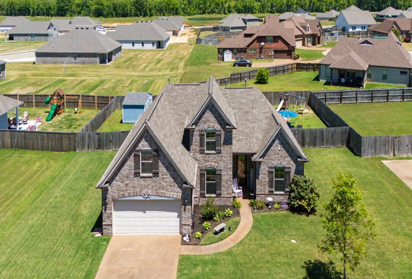 160 OAK HOLLOW DR, Oakland, Tennessee 38060, 4 Bedrooms Bedrooms, 7 Rooms Rooms,3 BathroomsBathrooms,Residential,For Sale,OAK HOLLOW,10221702