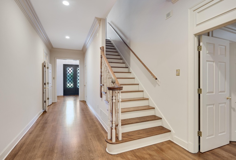 6397 WYNFREY PL, Memphis, Tennessee 38120, 4 Bedrooms Bedrooms, 9 Rooms Rooms,4 BathroomsBathrooms,Residential,For Sale,WYNFREY,10221704
