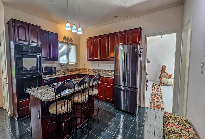 7725 CANDY APPLE CV, Memphis, Tennessee 38119, 5 Bedrooms Bedrooms, 8 Rooms Rooms,3 BathroomsBathrooms,Residential,For Sale,CANDY APPLE,10221705