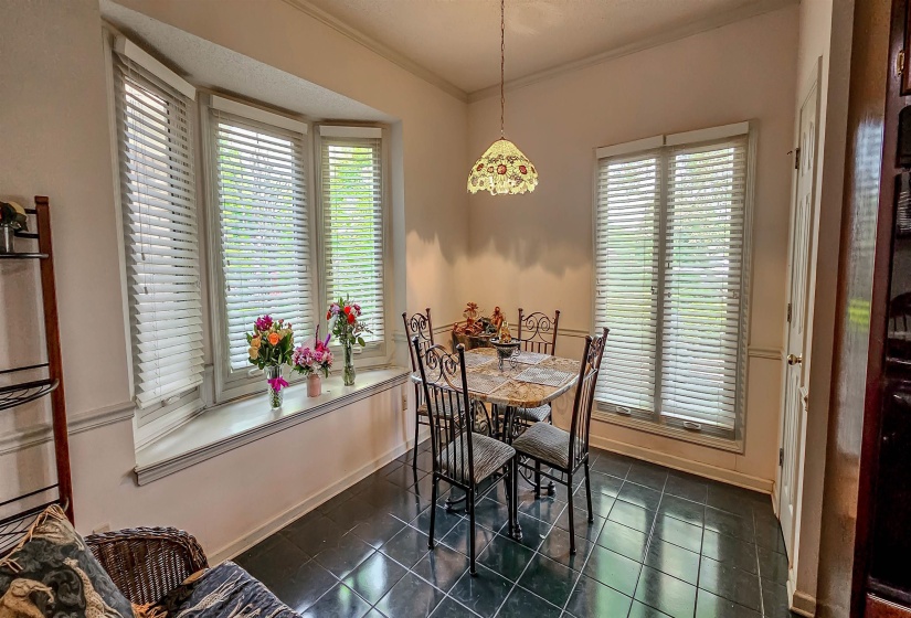 7725 CANDY APPLE CV, Memphis, Tennessee 38119, 5 Bedrooms Bedrooms, 8 Rooms Rooms,3 BathroomsBathrooms,Residential,For Sale,CANDY APPLE,10221705
