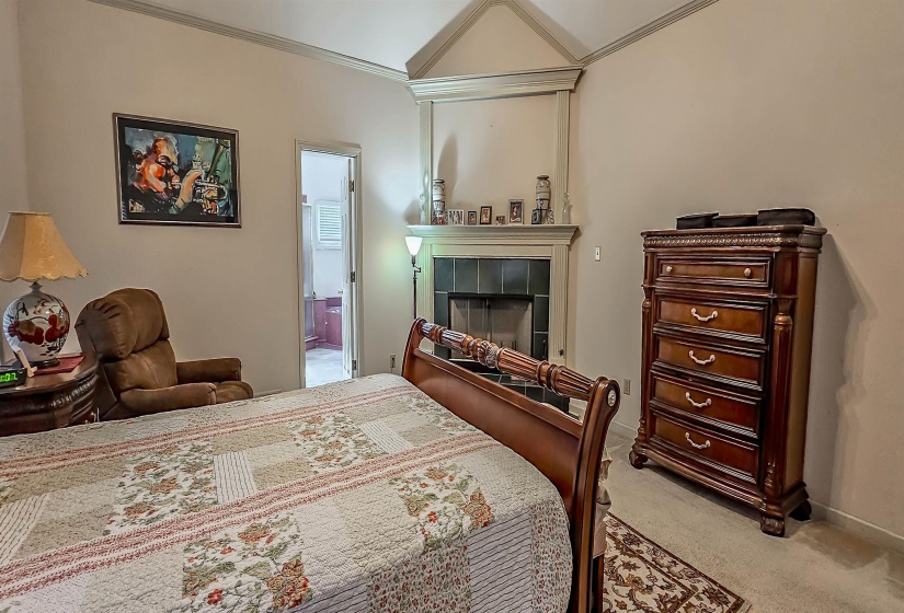 7725 CANDY APPLE CV, Memphis, Tennessee 38119, 5 Bedrooms Bedrooms, 8 Rooms Rooms,3 BathroomsBathrooms,Residential,For Sale,CANDY APPLE,10221705
