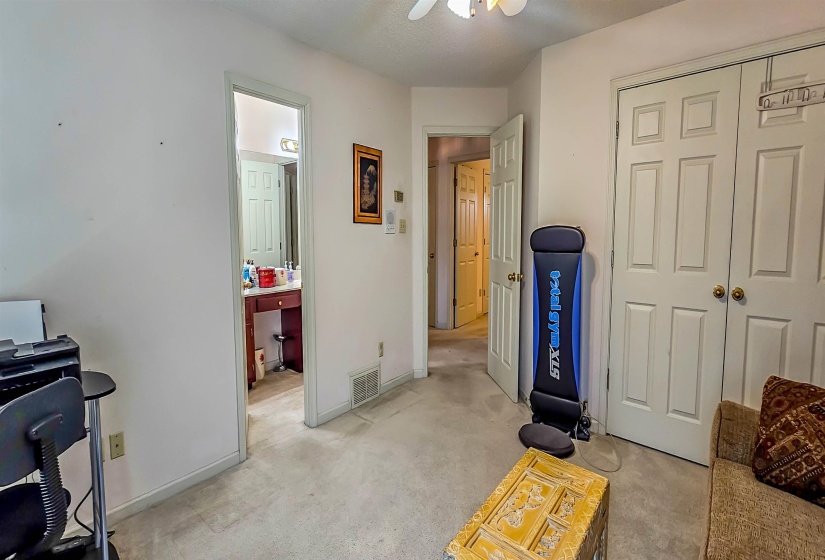 7725 CANDY APPLE CV, Memphis, Tennessee 38119, 5 Bedrooms Bedrooms, 8 Rooms Rooms,3 BathroomsBathrooms,Residential,For Sale,CANDY APPLE,10221705
