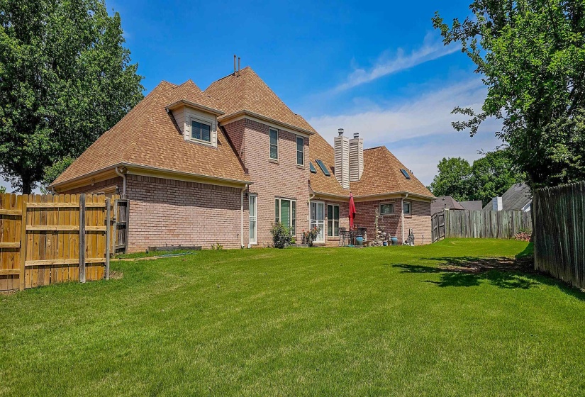 7725 CANDY APPLE CV, Memphis, Tennessee 38119, 5 Bedrooms Bedrooms, 8 Rooms Rooms,3 BathroomsBathrooms,Residential,For Sale,CANDY APPLE,10221705