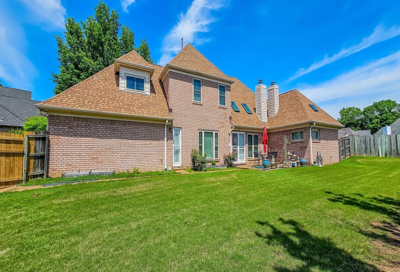 7725 CANDY APPLE CV, Memphis, Tennessee 38119, 5 Bedrooms Bedrooms, 8 Rooms Rooms,3 BathroomsBathrooms,Residential,For Sale,CANDY APPLE,10221705