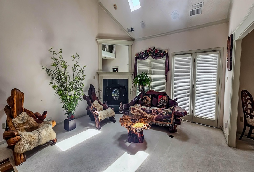 7725 CANDY APPLE CV, Memphis, Tennessee 38119, 5 Bedrooms Bedrooms, 8 Rooms Rooms,3 BathroomsBathrooms,Residential,For Sale,CANDY APPLE,10221705