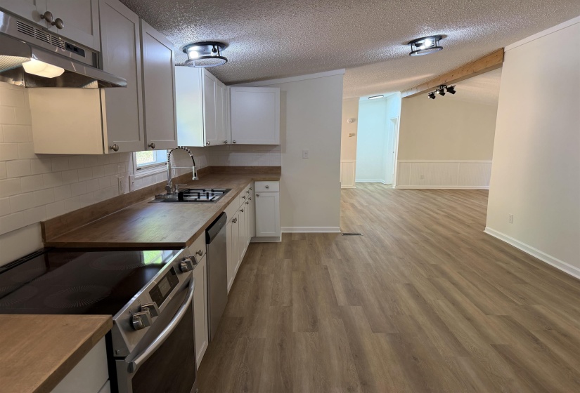 890 BURKS RD, Savannah, Tennessee 38372, 3 Bedrooms Bedrooms, 7 Rooms Rooms,2 BathroomsBathrooms,Residential,For Sale,BURKS,10221706