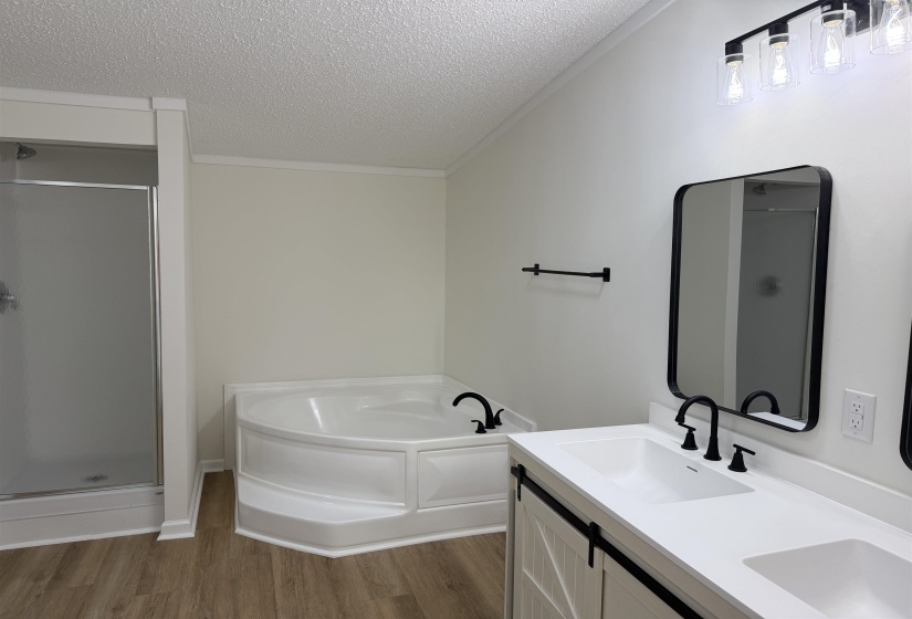 890 BURKS RD, Savannah, Tennessee 38372, 3 Bedrooms Bedrooms, 7 Rooms Rooms,2 BathroomsBathrooms,Residential,For Sale,BURKS,10221706