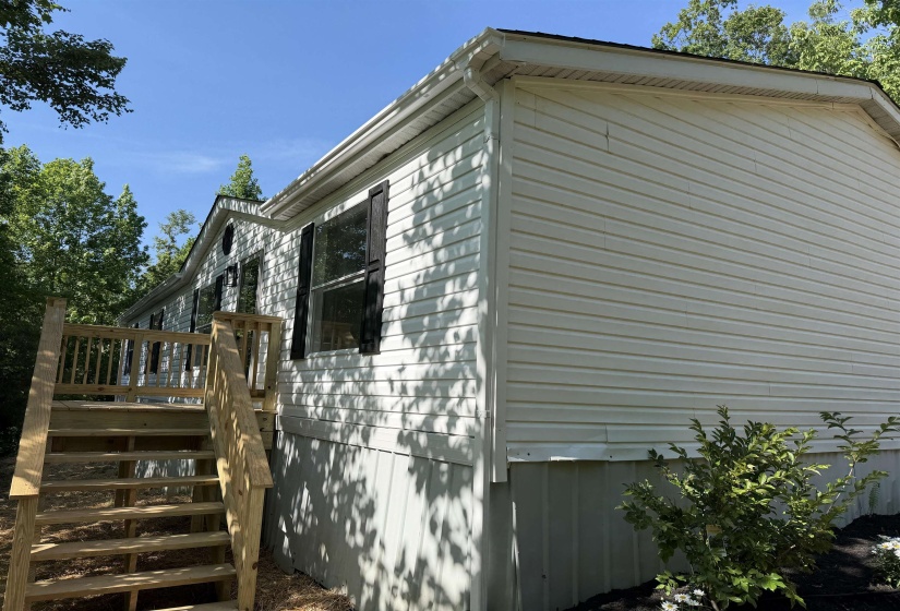 890 BURKS RD, Savannah, Tennessee 38372, 3 Bedrooms Bedrooms, 7 Rooms Rooms,2 BathroomsBathrooms,Residential,For Sale,BURKS,10221706