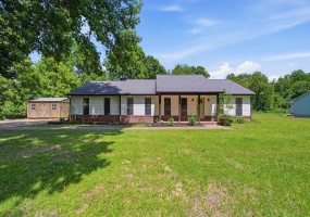 470 INDIAN CREEK RD, Brighton, Tennessee 38011, 3 Bedroom Bedrooms, 9 Room Rooms,2 BathroomBathrooms,Residential,For Sale,INDIAN CREEK,0,10221427