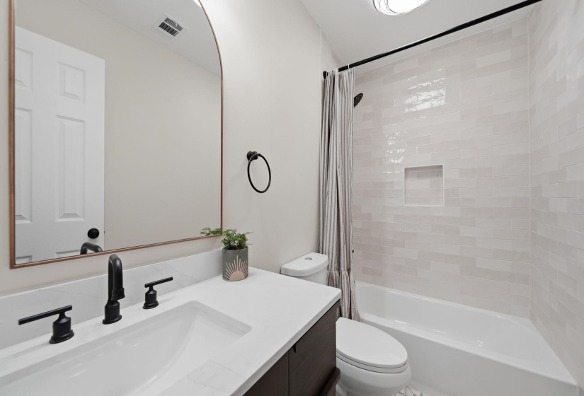 470 INDIAN CREEK RD, Brighton, Tennessee 38011, 3 Bedroom Bedrooms, 9 Room Rooms,2 BathroomBathrooms,Residential,For Sale,INDIAN CREEK,0,10221427