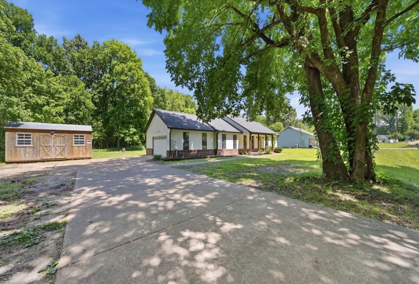 470 INDIAN CREEK RD, Brighton, Tennessee 38011, 3 Bedroom Bedrooms, 9 Room Rooms,2 BathroomBathrooms,Residential,For Sale,INDIAN CREEK,0,10221427