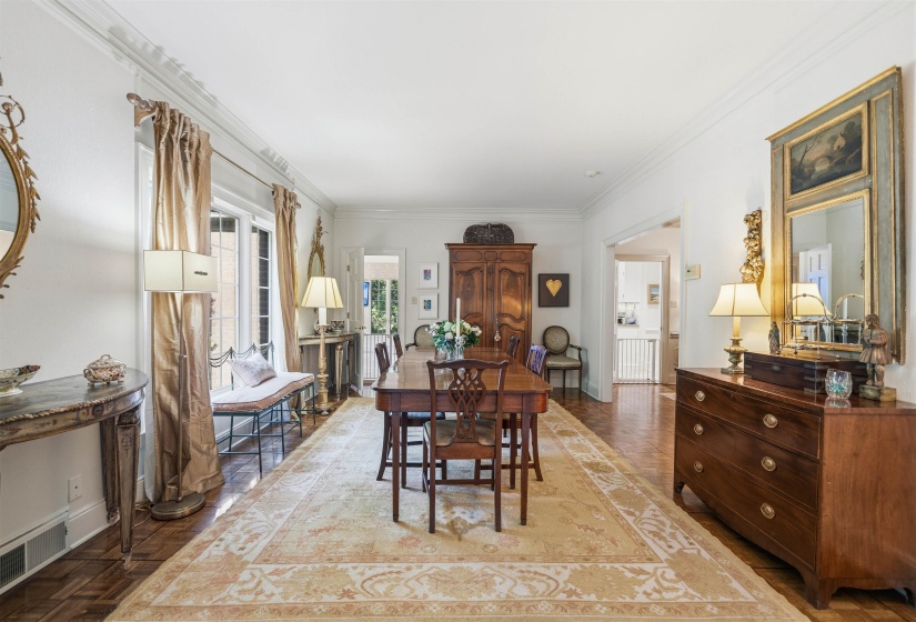6417 RIVER TIDE CV, Memphis, Tennessee 38120, 5 Bedrooms Bedrooms, 12 Rooms Rooms,4.2 BathroomsBathrooms,Residential,For Sale,RIVER TIDE,10221642