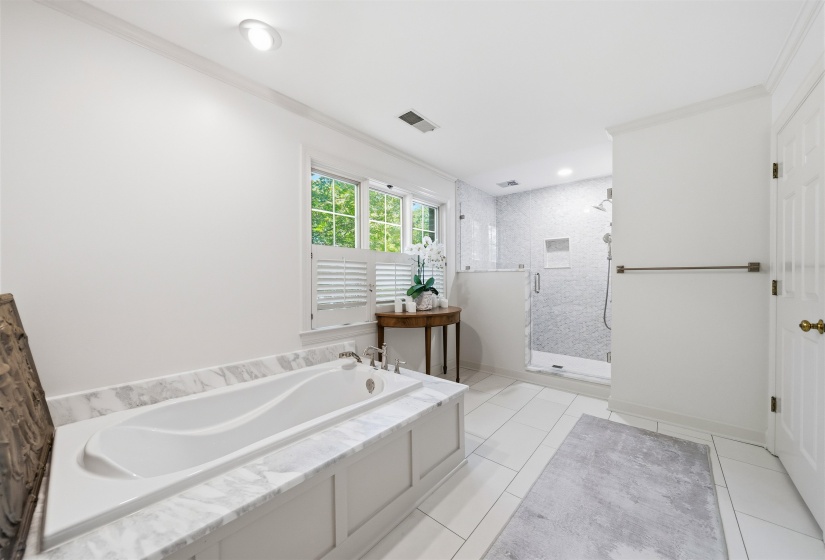 6417 RIVER TIDE CV, Memphis, Tennessee 38120, 5 Bedrooms Bedrooms, 12 Rooms Rooms,4.2 BathroomsBathrooms,Residential,For Sale,RIVER TIDE,10221642