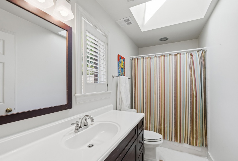 6417 RIVER TIDE CV, Memphis, Tennessee 38120, 5 Bedrooms Bedrooms, 12 Rooms Rooms,4.2 BathroomsBathrooms,Residential,For Sale,RIVER TIDE,10221642