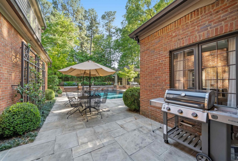 6417 RIVER TIDE CV, Memphis, Tennessee 38120, 5 Bedrooms Bedrooms, 12 Rooms Rooms,4.2 BathroomsBathrooms,Residential,For Sale,RIVER TIDE,10221642