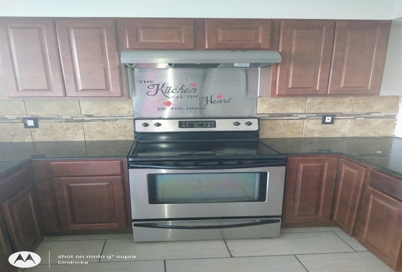 1212 DOROTHY PL, Memphis, Tennessee 38104, 2 Bedrooms Bedrooms, 6 Rooms Rooms,2 BathroomsBathrooms,Rental Properties,For Sale,DOROTHY,10221746