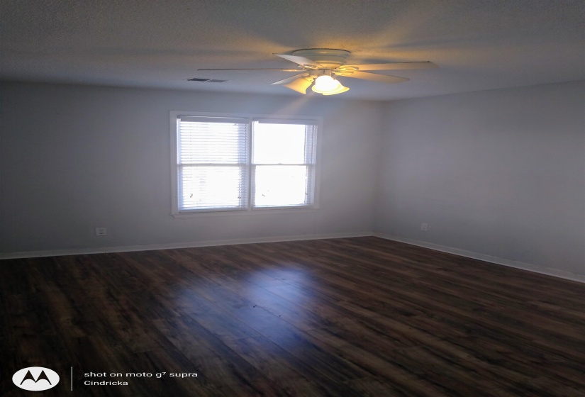 1212 DOROTHY PL, Memphis, Tennessee 38104, 2 Bedrooms Bedrooms, 6 Rooms Rooms,2 BathroomsBathrooms,Rental Properties,For Sale,DOROTHY,10221746