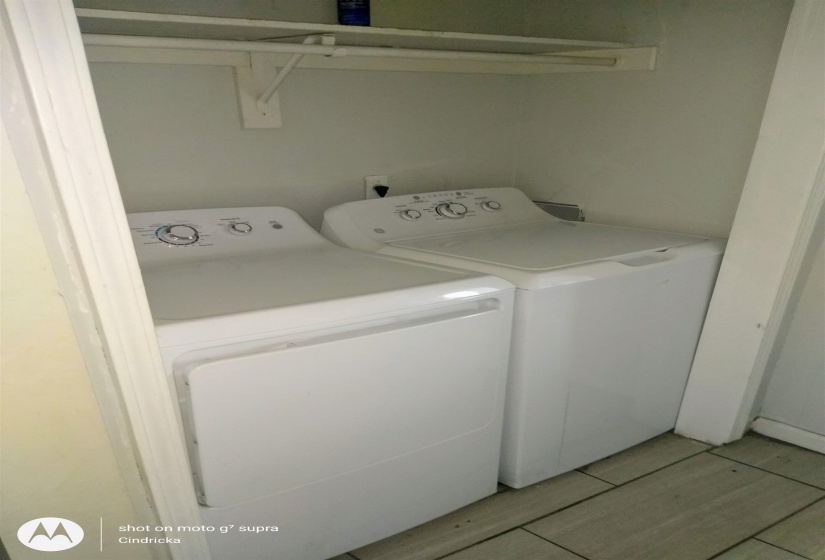 1212 DOROTHY PL, Memphis, Tennessee 38104, 2 Bedrooms Bedrooms, 6 Rooms Rooms,2 BathroomsBathrooms,Rental Properties,For Sale,DOROTHY,10221746