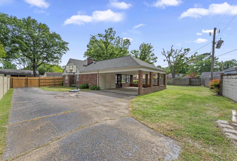 6452 STRATHSPEY DR, Memphis, Tennessee 38119, 4 Bedrooms Bedrooms, 9 Rooms Rooms,2 BathroomsBathrooms,Residential,For Sale,STRATHSPEY,10219943