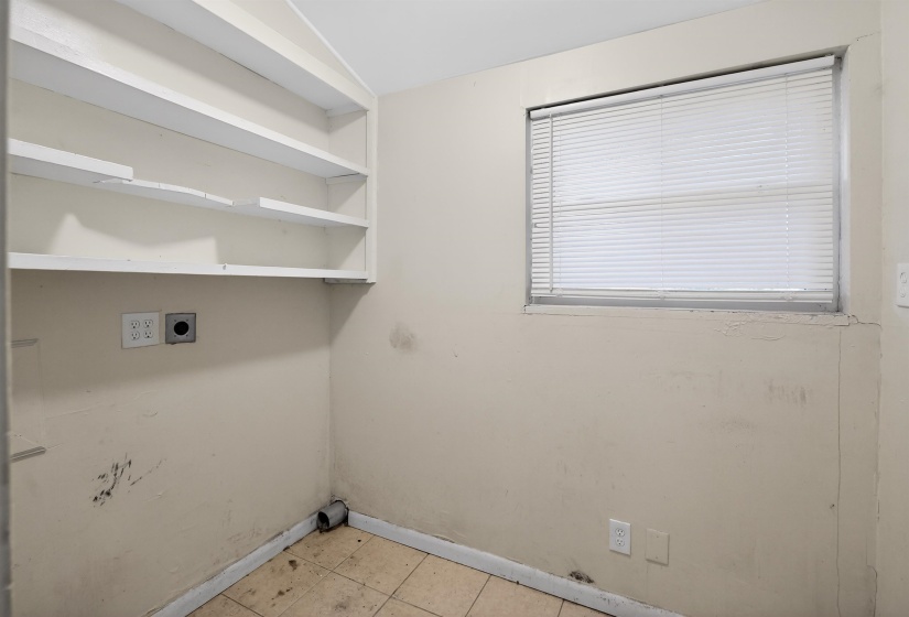 4055 KIMBALL AVE, Memphis, Tennessee 38111, 3 Bedrooms Bedrooms, 6 Rooms Rooms,2 BathroomsBathrooms,Residential,For Sale,KIMBALL,10221731
