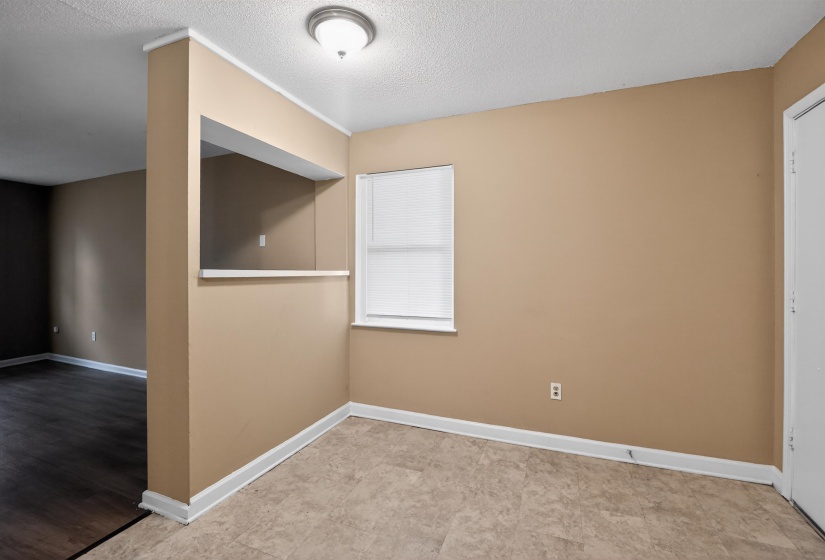 1100 WESTERN PARK DR, Memphis, Tennessee 38109, 3 Bedrooms Bedrooms, 5 Rooms Rooms,1 BathroomBathrooms,Residential,For Sale,WESTERN PARK,10221733