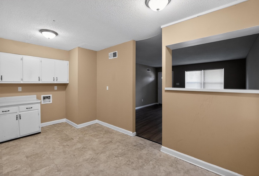 1100 WESTERN PARK DR, Memphis, Tennessee 38109, 3 Bedrooms Bedrooms, 5 Rooms Rooms,1 BathroomBathrooms,Residential,For Sale,WESTERN PARK,10221733