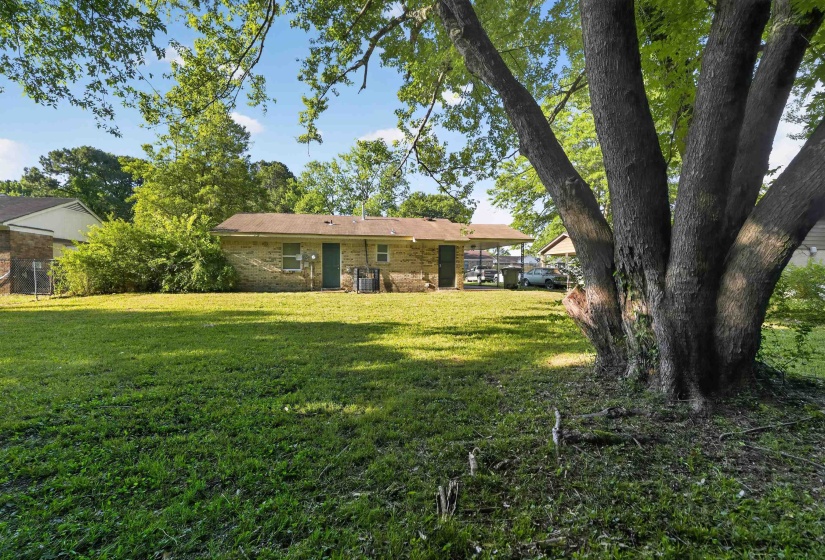 1100 WESTERN PARK DR, Memphis, Tennessee 38109, 3 Bedrooms Bedrooms, 5 Rooms Rooms,1 BathroomBathrooms,Residential,For Sale,WESTERN PARK,10221733