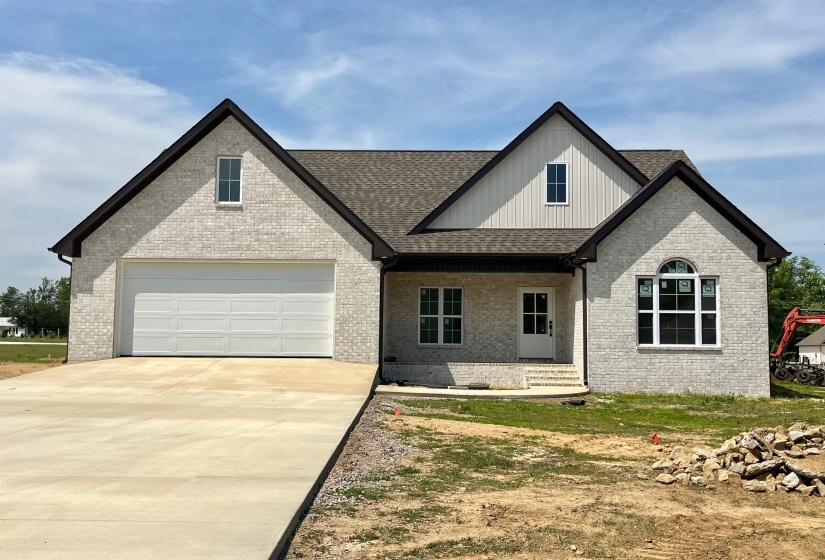 200 CHINKAPIN CV, Savannah, Tennessee 38372, 3 Bedrooms Bedrooms, 10 Rooms Rooms,2 BathroomsBathrooms,Residential,For Sale,CHINKAPIN,10221736