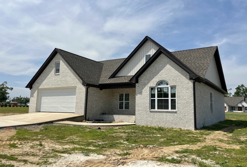 200 CHINKAPIN CV, Savannah, Tennessee 38372, 3 Bedrooms Bedrooms, 10 Rooms Rooms,2 BathroomsBathrooms,Residential,For Sale,CHINKAPIN,10221736