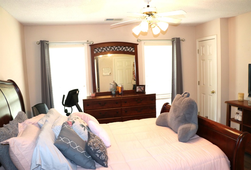 130 GRACE AVE, Atoka, Tennessee 38004, 3 Bedroom Bedrooms, 7 Room Rooms,2.1 BathroomBathrooms,Residential,For Sale,GRACE,0,10221749