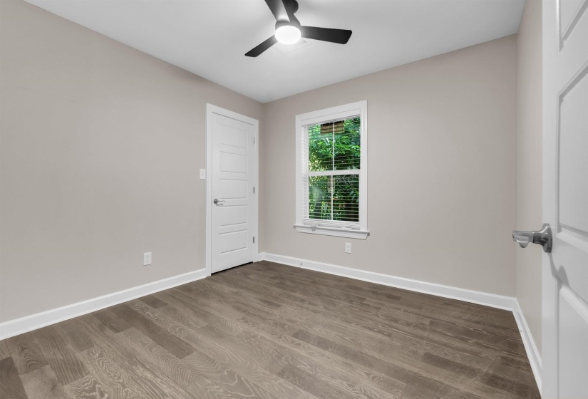 1960 MCLEMORE AVE, Memphis, Tennessee 38114, 4 Bedroom Bedrooms, 4 Room Rooms,2 BathroomBathrooms,Residential,For Sale,MCLEMORE,0,10221752
