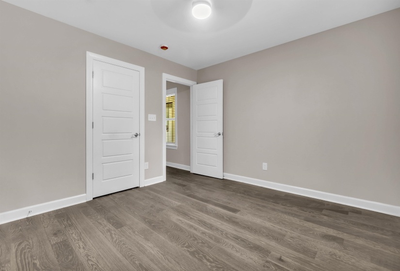 1960 MCLEMORE AVE, Memphis, Tennessee 38114, 4 Bedroom Bedrooms, 4 Room Rooms,2 BathroomBathrooms,Residential,For Sale,MCLEMORE,0,10221752