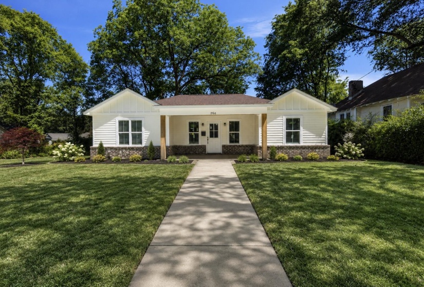 1960 MCLEMORE AVE, Memphis, Tennessee 38114, 4 Bedroom Bedrooms, 4 Room Rooms,2 BathroomBathrooms,Residential,For Sale,MCLEMORE,0,10221752