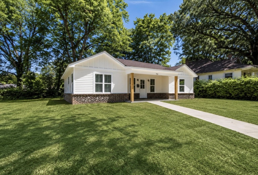 1960 MCLEMORE AVE, Memphis, Tennessee 38114, 4 Bedroom Bedrooms, 4 Room Rooms,2 BathroomBathrooms,Residential,For Sale,MCLEMORE,0,10221752