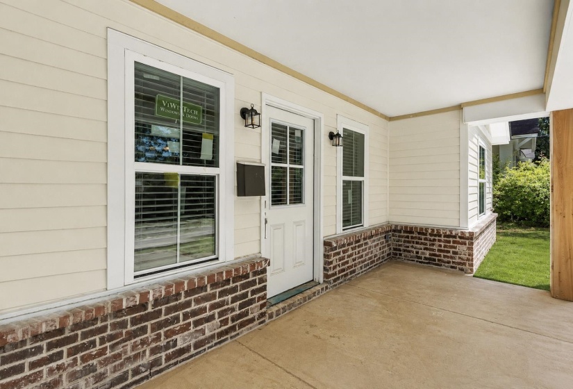 1960 MCLEMORE AVE, Memphis, Tennessee 38114, 4 Bedroom Bedrooms, 4 Room Rooms,2 BathroomBathrooms,Residential,For Sale,MCLEMORE,0,10221752