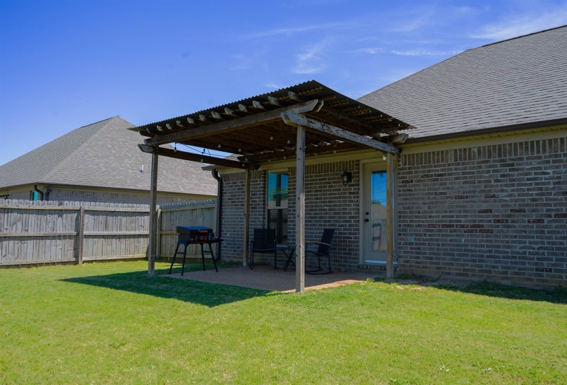 83 NEHEMIAH DR, Jackson, Tennessee 38305-1898, 3 Bedroom Bedrooms, 7 Room Rooms,2 BathroomBathrooms,Residential,For Sale,NEHEMIAH,0,10221753