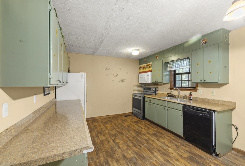 395 FERN RD, Somerville, Tennessee 38068, 3 Bedroom Bedrooms, 8 Room Rooms,1 BathroomBathrooms,Residential,For Sale,FERN,0,10221754