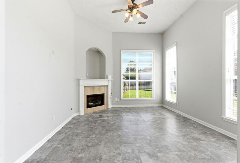 1146 AVERETT DR, Cordova, Tennessee 38018, 4 Bedroom Bedrooms, 4 Room Rooms,2.1 BathroomBathrooms,Residential,For Sale,AVERETT,0,10221761