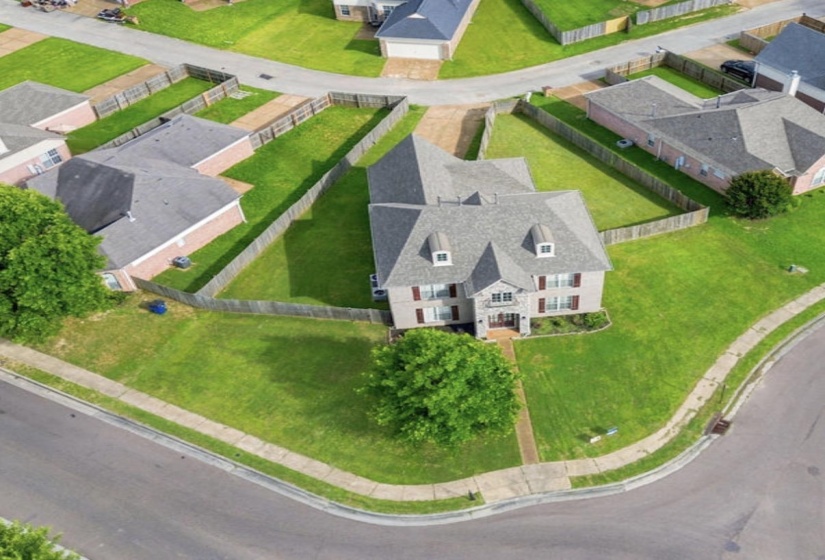 1146 AVERETT DR, Cordova, Tennessee 38018, 4 Bedroom Bedrooms, 4 Room Rooms,2.1 BathroomBathrooms,Residential,For Sale,AVERETT,0,10221761