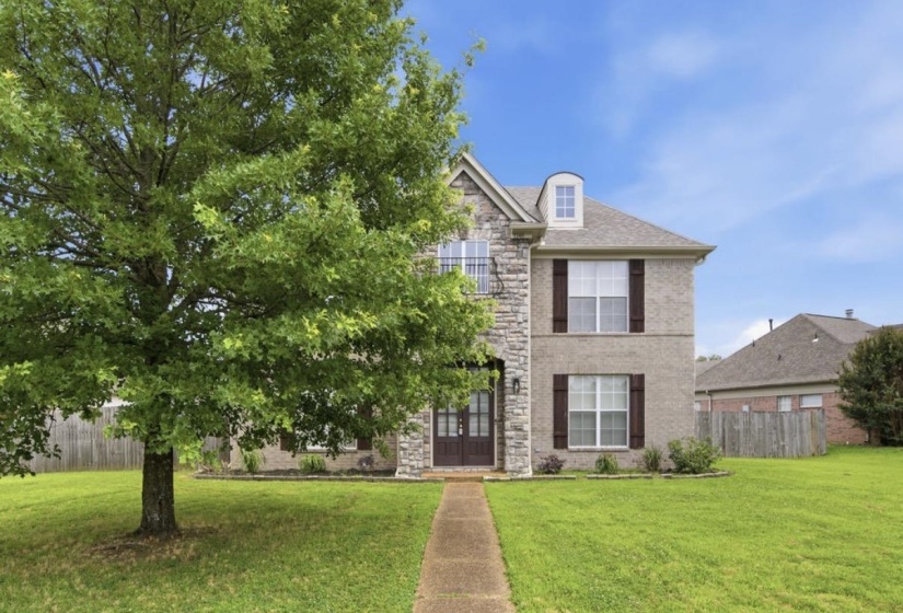 1146 AVERETT DR, Cordova, Tennessee 38018, 4 Bedroom Bedrooms, 4 Room Rooms,2.1 BathroomBathrooms,Residential,For Sale,AVERETT,0,10221761