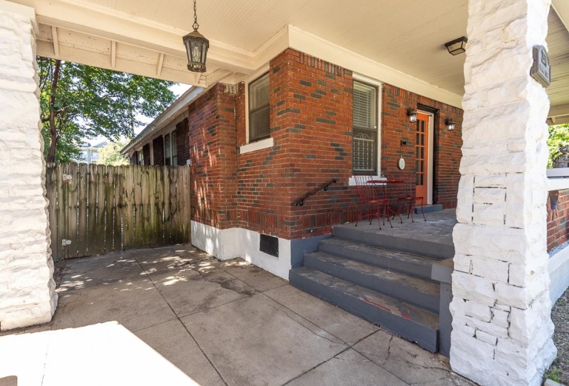 2371 PARKWAY PL, Memphis, Tennessee 38112, 3 Bedroom Bedrooms, 7 Room Rooms,2 BathroomBathrooms,Residential,For Sale,PARKWAY,0,10221763