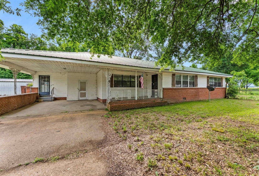61 BRIDGE RD, Other, Mississippi 38617, 4 Bedrooms Bedrooms, 8 Rooms Rooms,2 BathroomsBathrooms,Residential,For Sale,BRIDGE,10221767