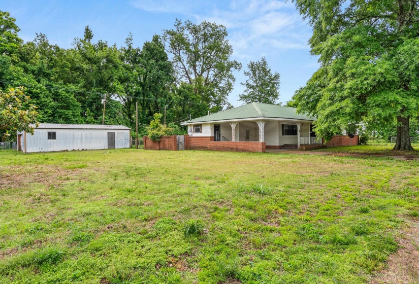 61 BRIDGE RD, Other, Mississippi 38617, 4 Bedrooms Bedrooms, 8 Rooms Rooms,2 BathroomsBathrooms,Residential,For Sale,BRIDGE,10221767