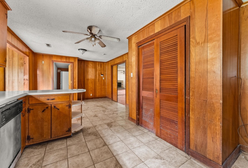 61 BRIDGE RD, Other, Mississippi 38617, 4 Bedrooms Bedrooms, 8 Rooms Rooms,2 BathroomsBathrooms,Residential,For Sale,BRIDGE,10221767