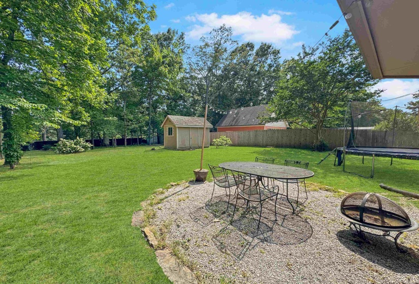 7733 SUNNY TRAIL DR, Bartlett, Tennessee 38135, 4 Bedrooms Bedrooms, 9 Rooms Rooms,2.1 BathroomsBathrooms,Residential,For Sale,SUNNY TRAIL,10221771
